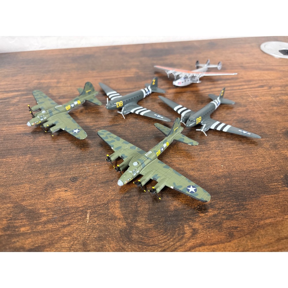 Corgi Die-Cast Miniature Aircraft Lot B-17 Flying Fortress C-47 Boeing 314 5pc